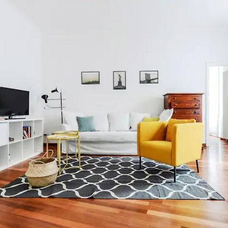 Pagano & Cenacolo Bright Apartment มิลาน ภายนอก รูปภาพ