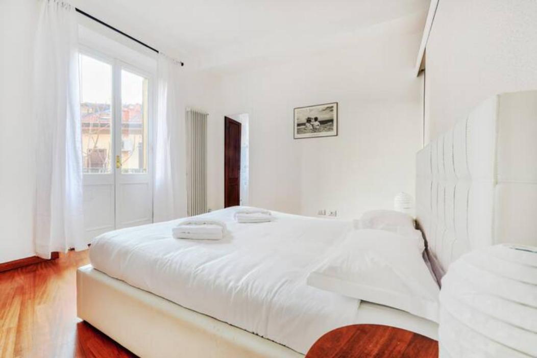 Pagano & Cenacolo Bright Apartment มิลาน ภายนอก รูปภาพ